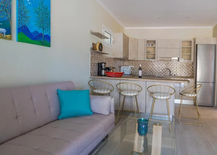 Arktos Sunset Villa Minia